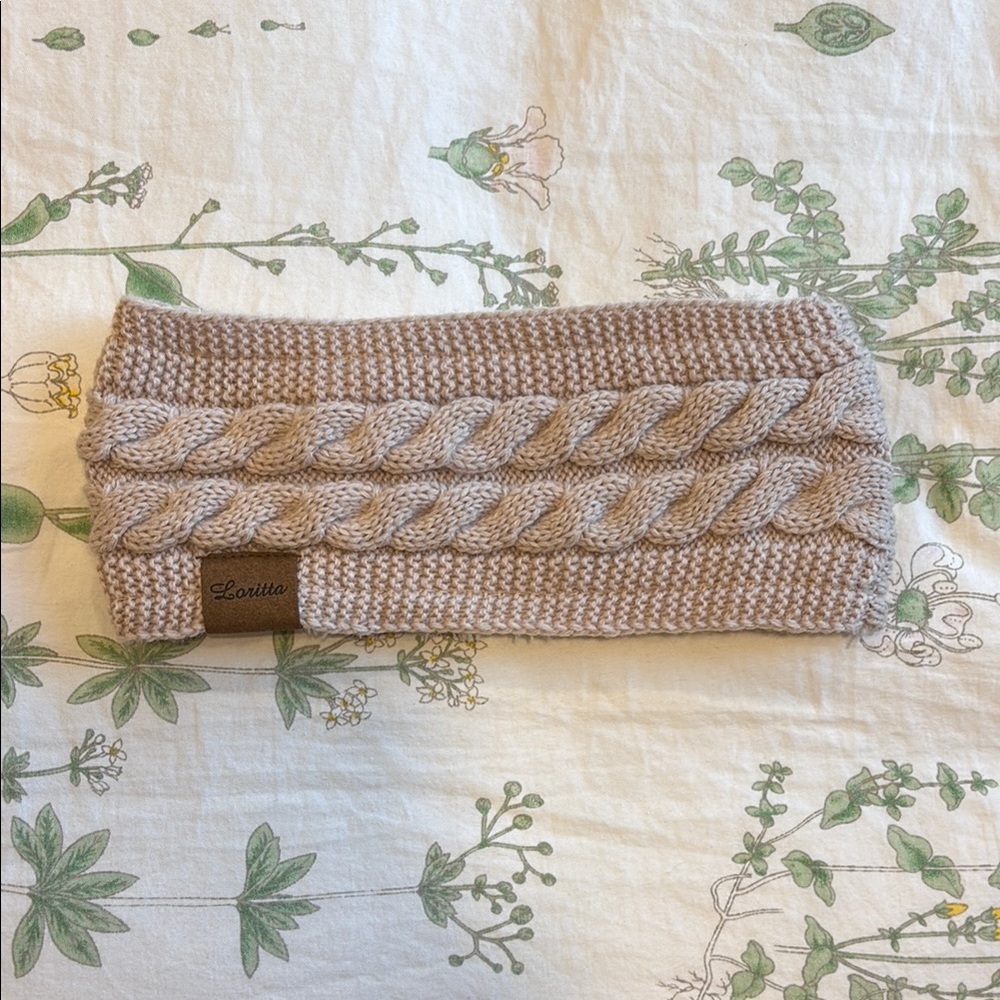 Loritta Knit Headband in Beige